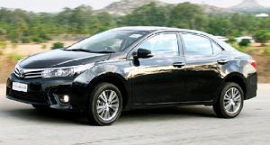 Cho thuê xe du lịch Toyota Altis